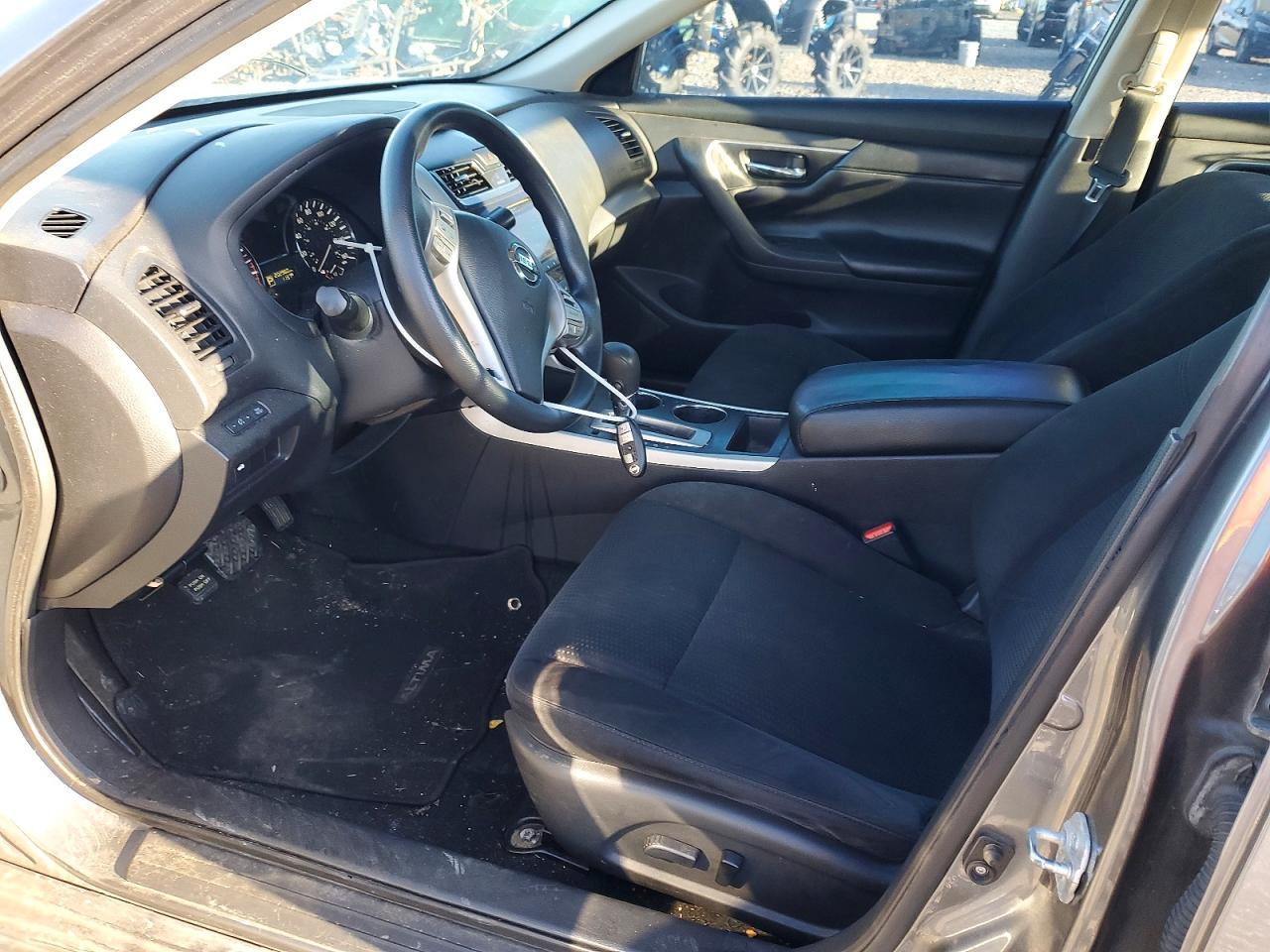 2015 Nissan Altima 2.5 S - Image 7
