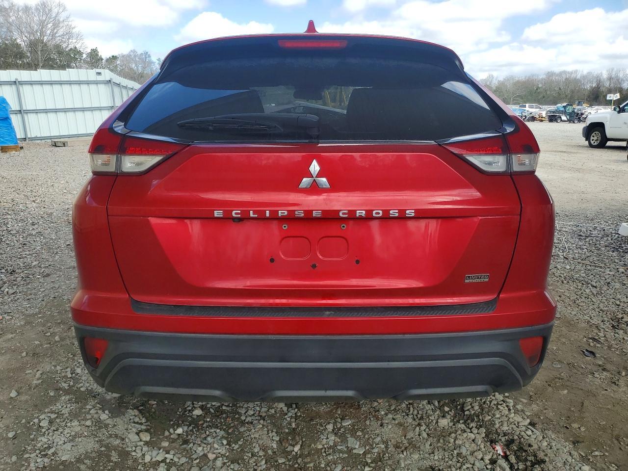 2022 Mitsubishi Eclipse Cross Le - Image 6
