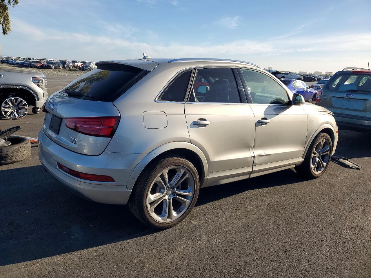 2017 Audi Q3 Premium Plus - Image 3