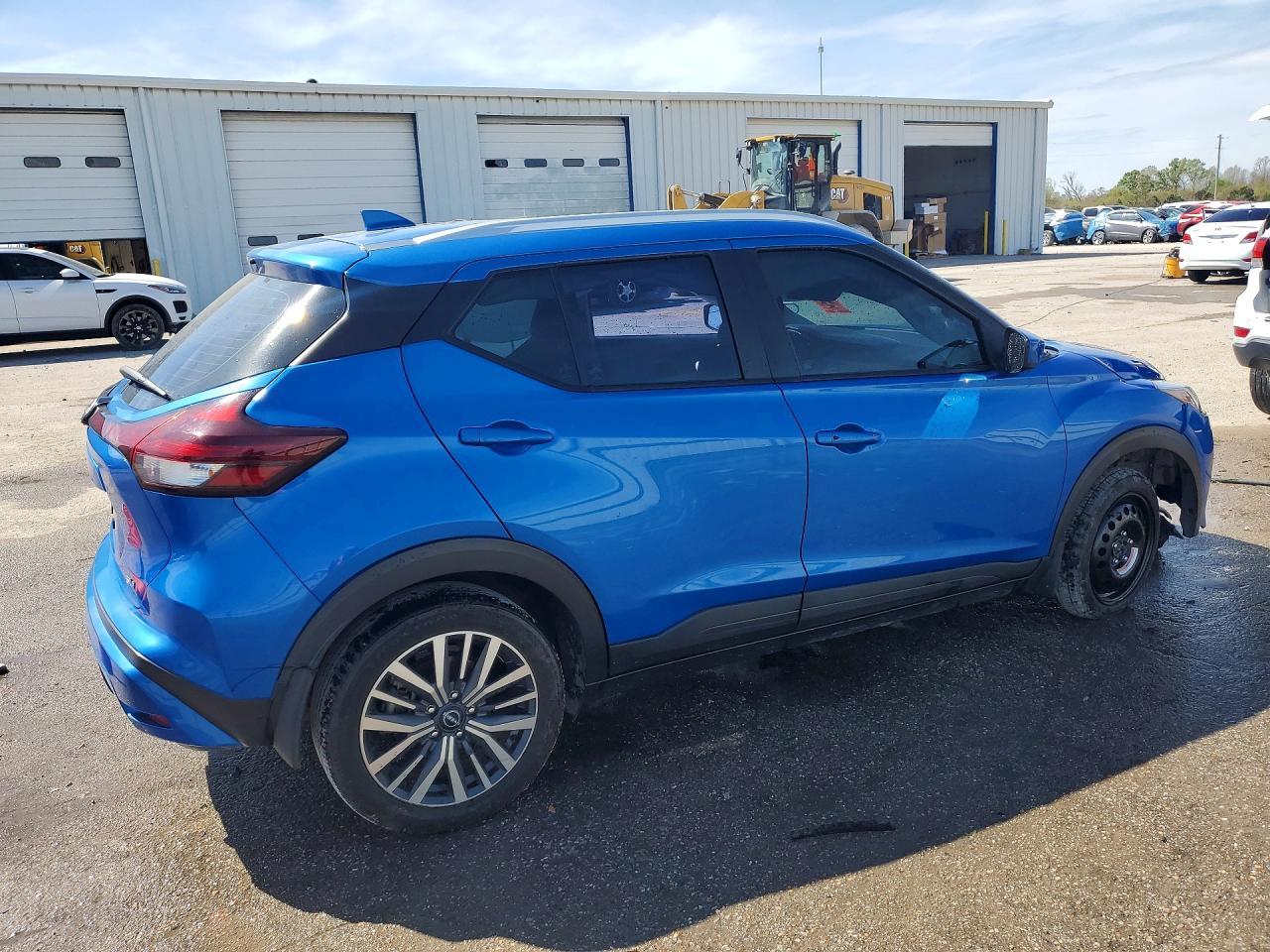 2023 Nissan Kicks Sv - Image 3