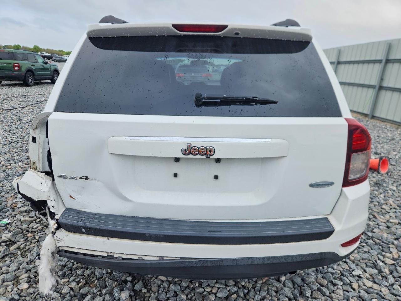 2014 Jeep Compass Latitude - Фото 6
