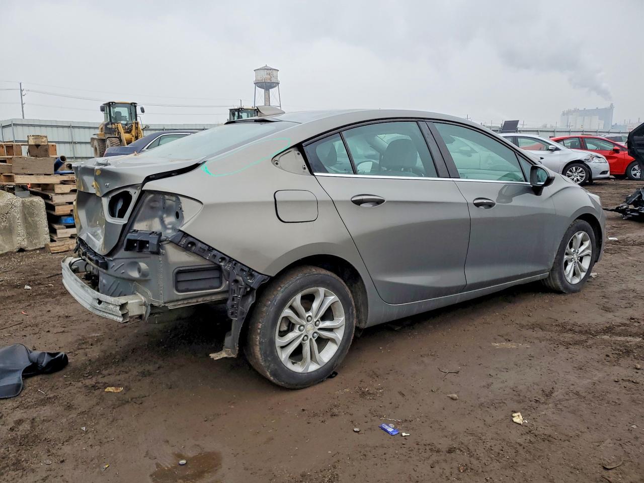 2019 Chevrolet Cruze Lt - Фото 3