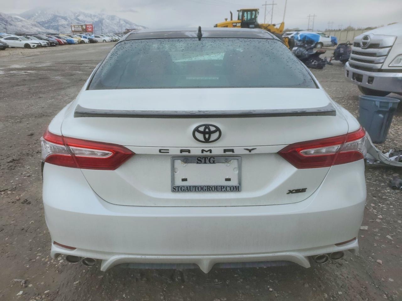 2020 Toyota Camry Xse V6 - Фото 6