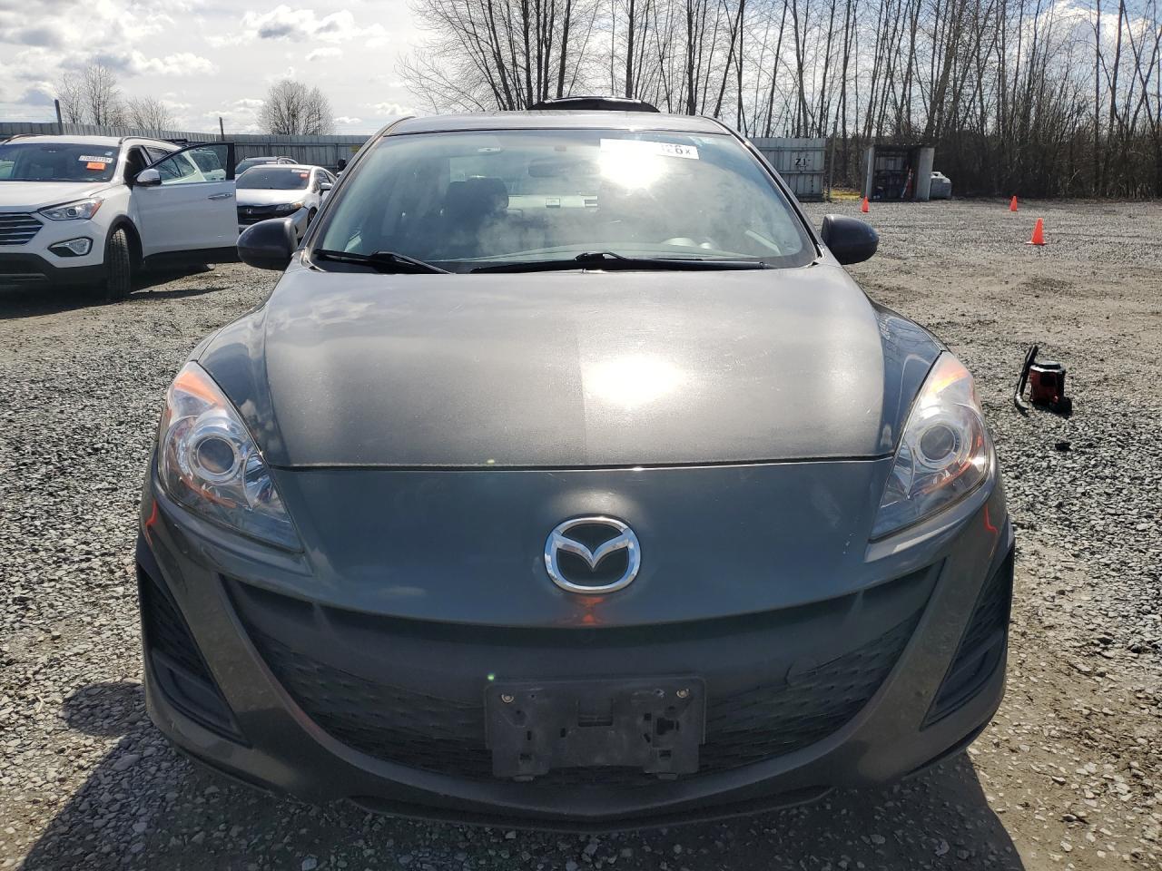 2011 Mazda 3 I - Image 5