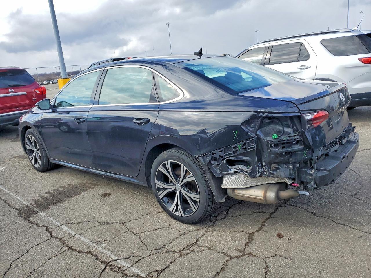2021 Volkswagen Passat Se - Фото 2