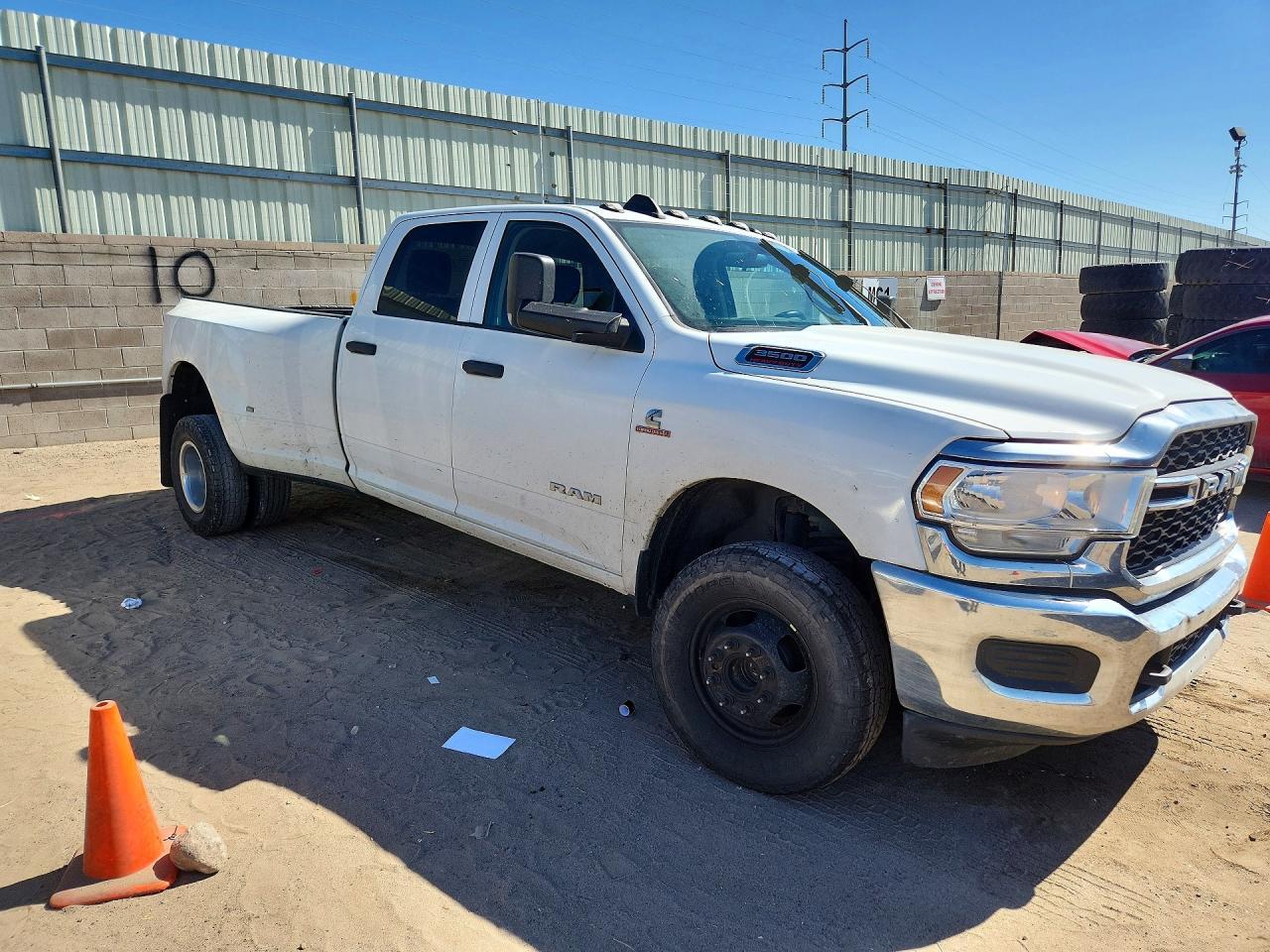 2019 Ram Trucks 3500 Tradesman - Фото 4