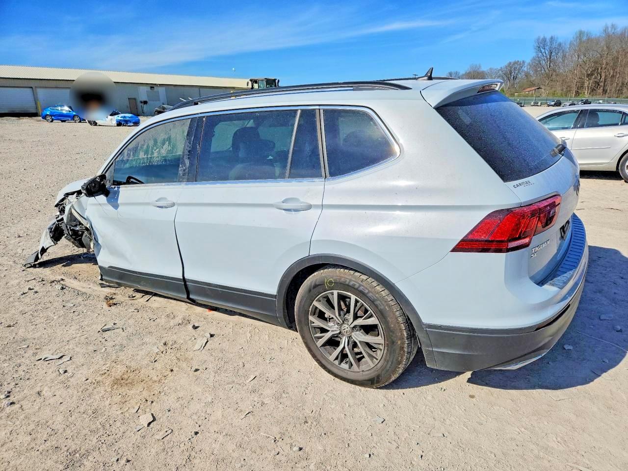 2019 Volkswagen Tiguan Se - Фото 2