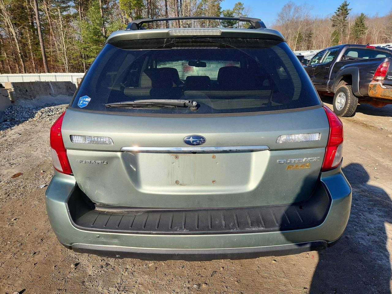2009 Subaru Outback 2.5I Limited - Image 6