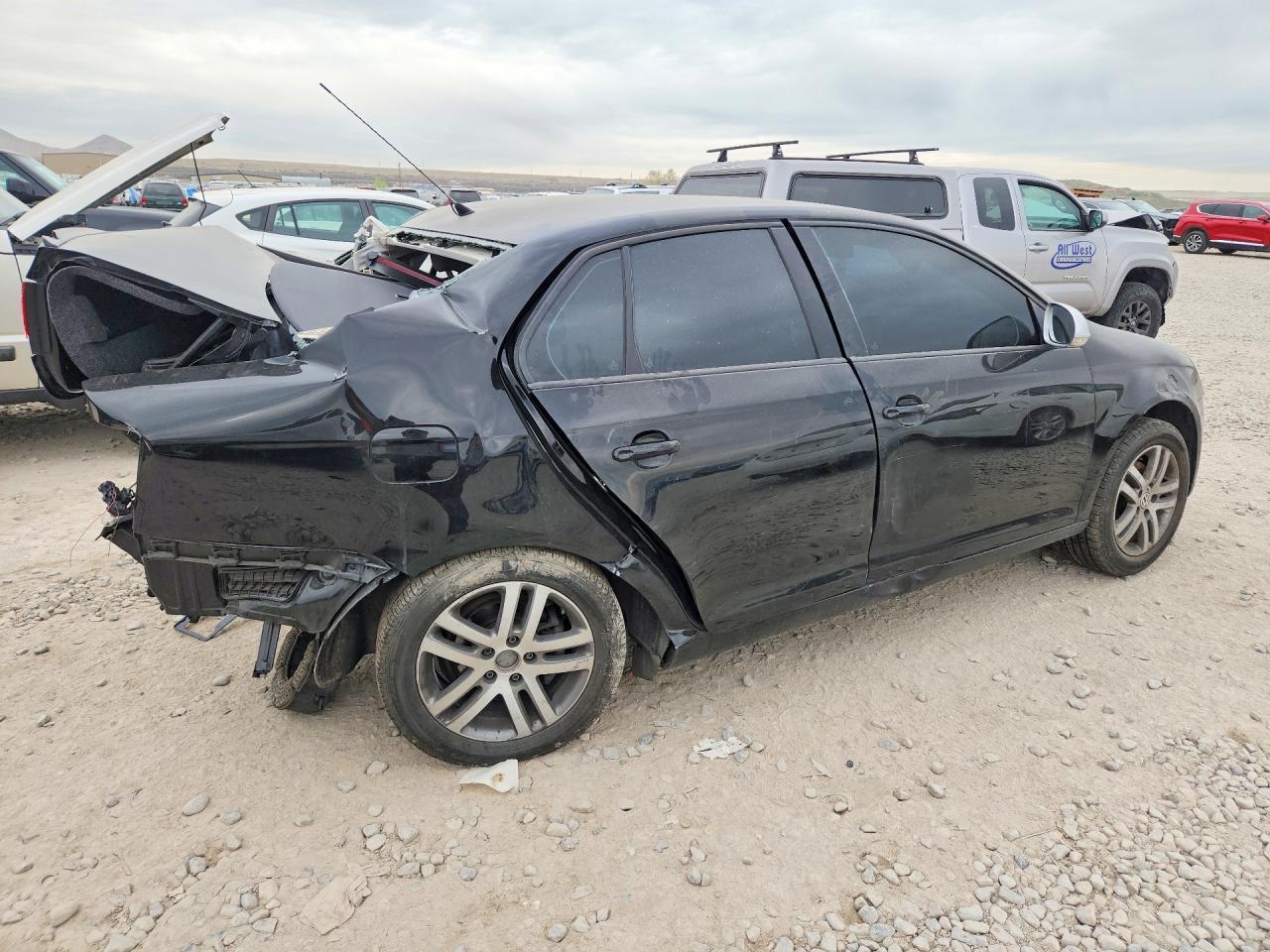 2003 Volkswagen Golf Gl - Image 3