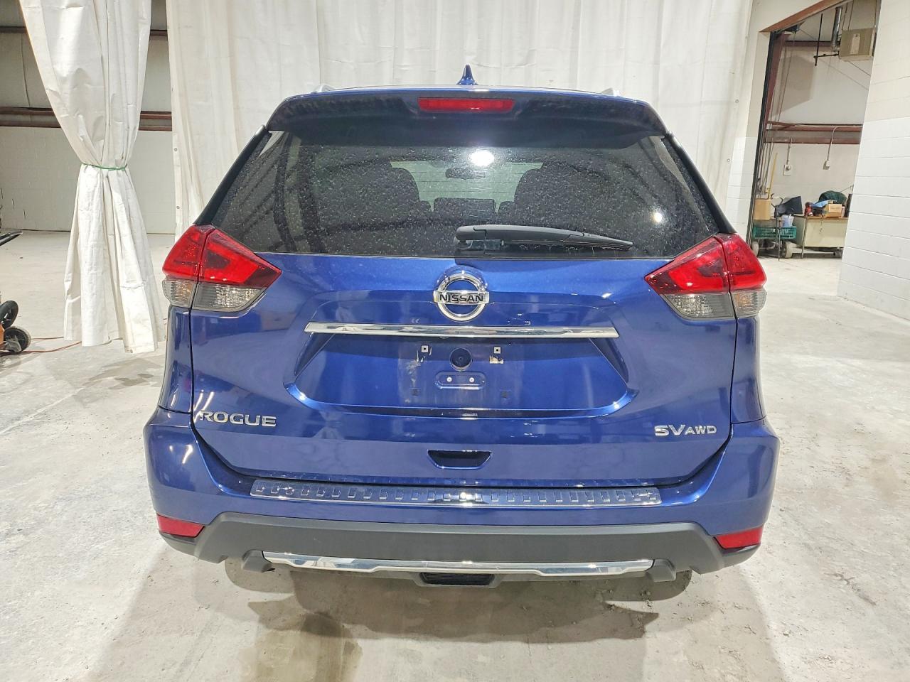2017 Nissan Rogue Sv - Image 6