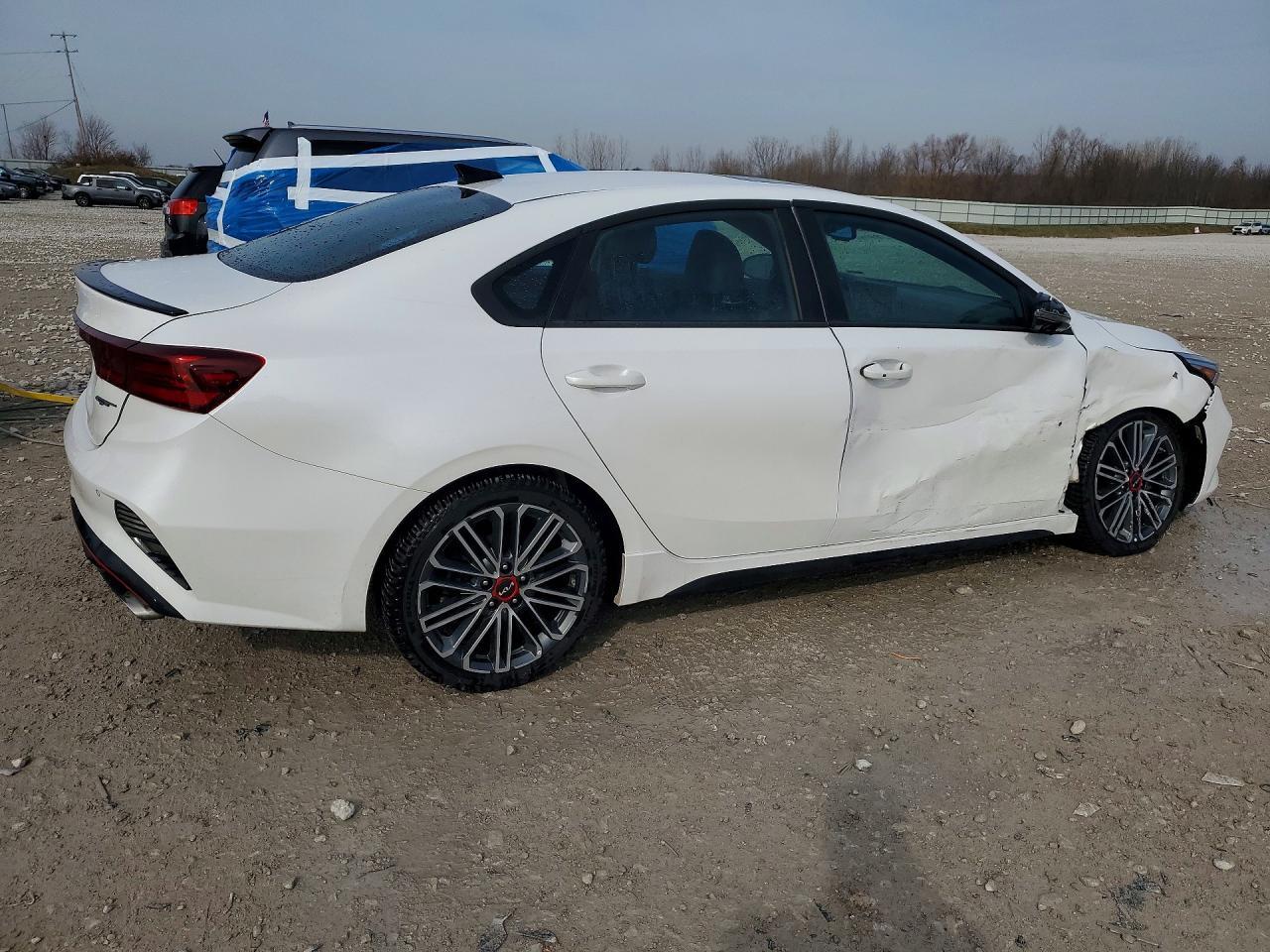2023 Kia Forte Gt - Фото 3