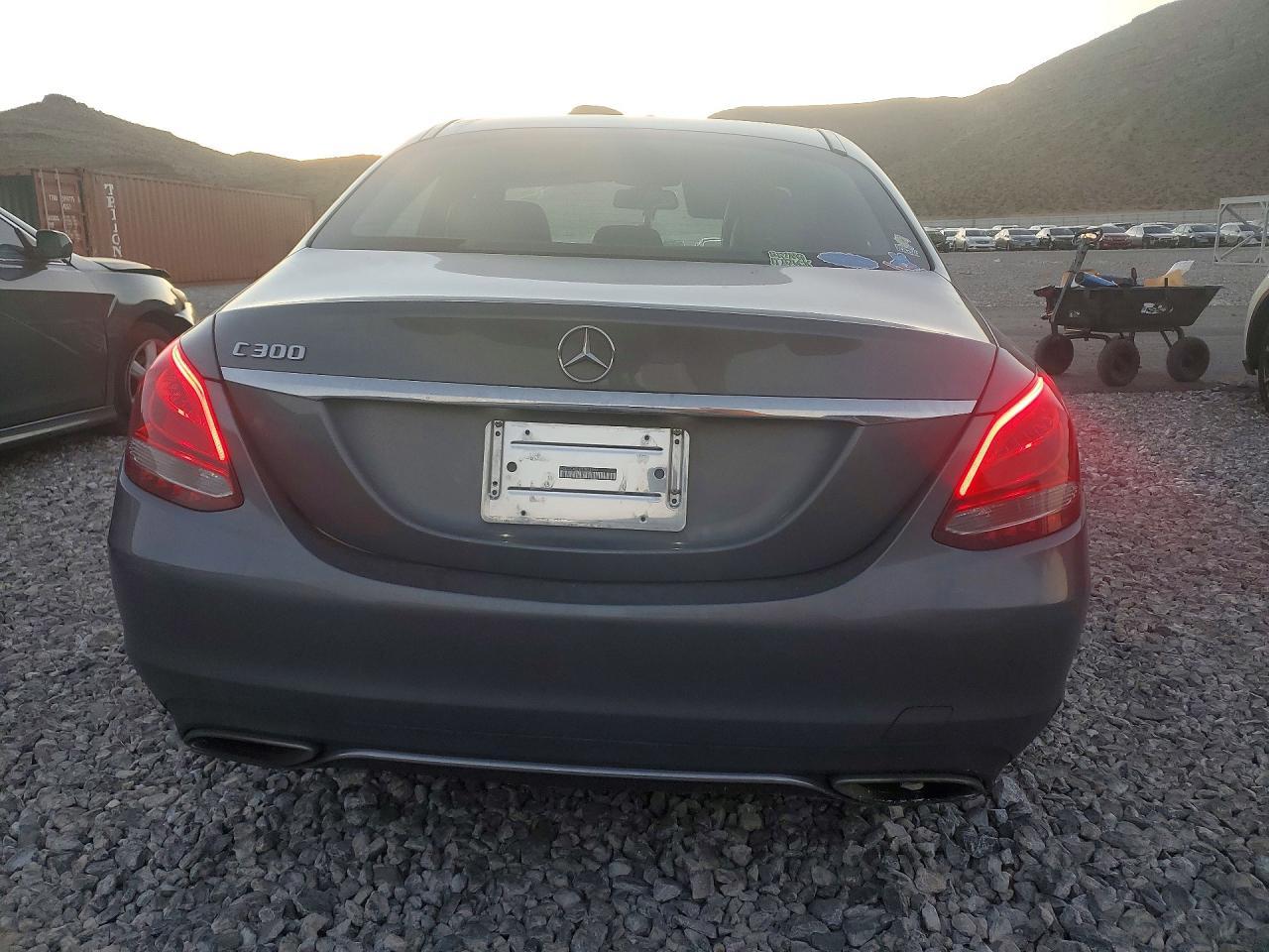 2018 Mercedes-Benz C 300 - Image 6