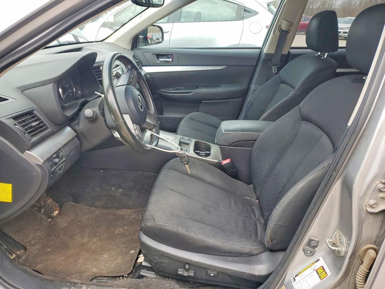 2011 Subaru Outback 2.5I Premium - Фото 7