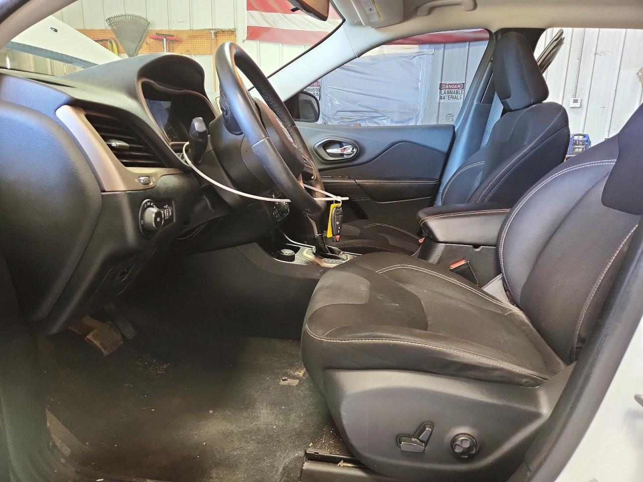2015 Jeep Cherokee Latitude - Фото 7