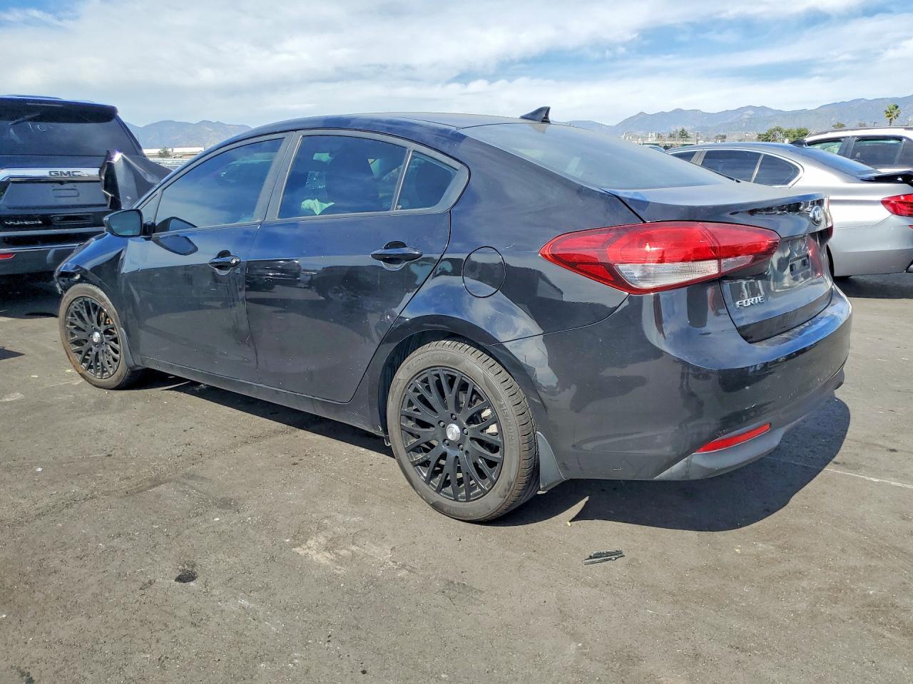 2017 Kia Forte Lx - Фото 2