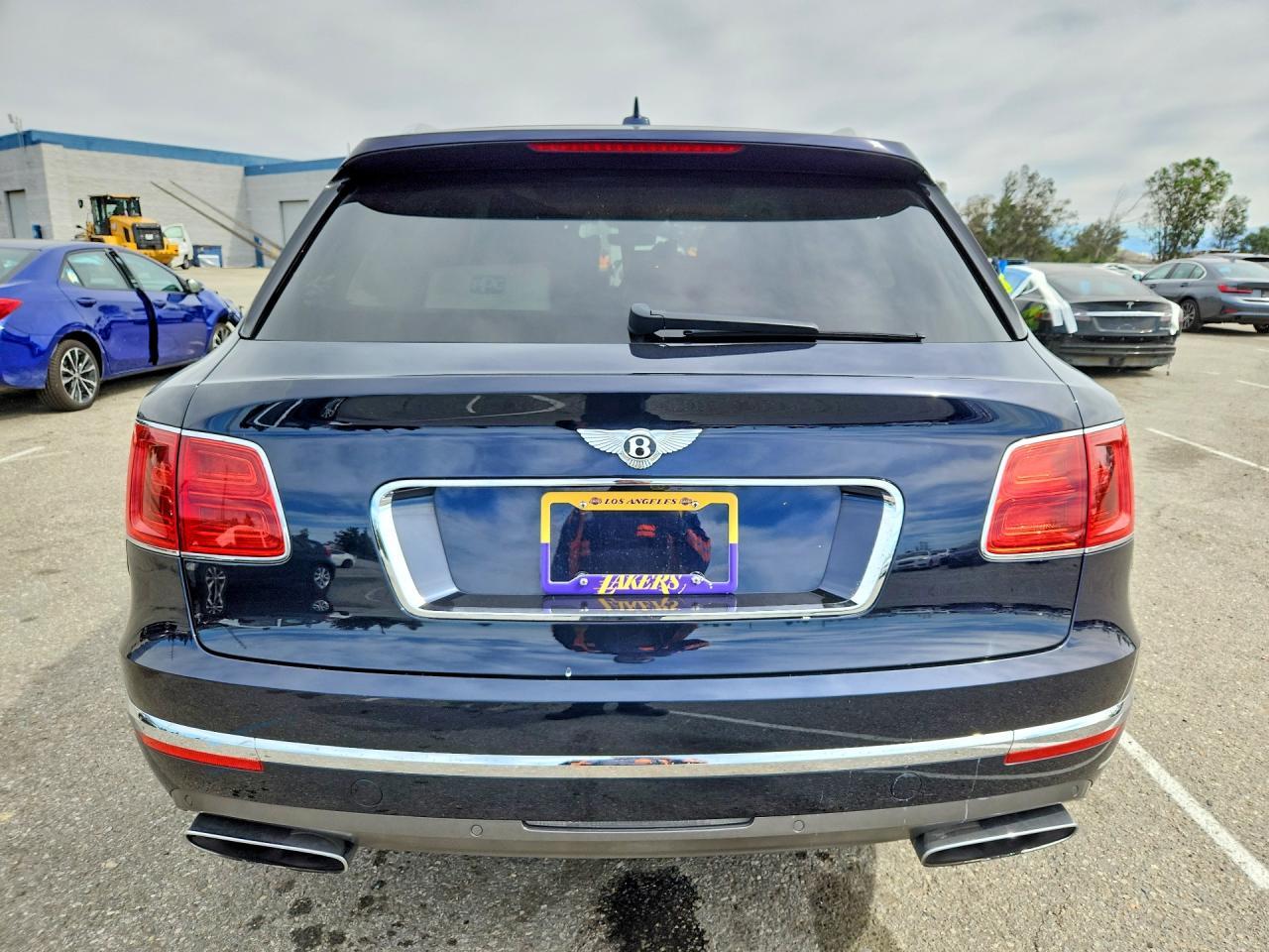 2018 Bentley Bentayga - Image 6