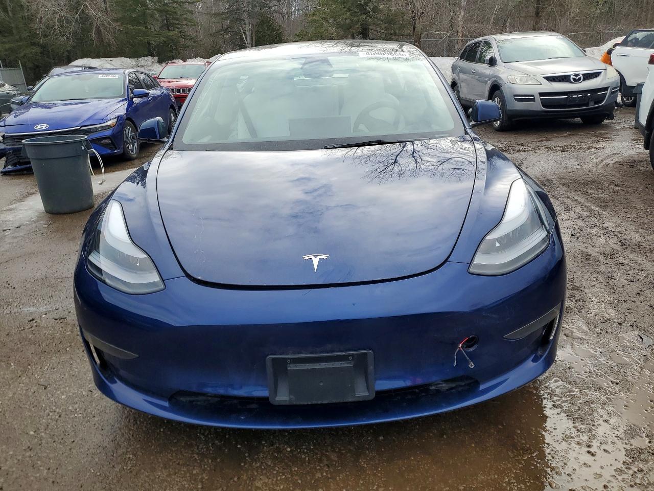 2023 Tesla Model 3 - Фото 5