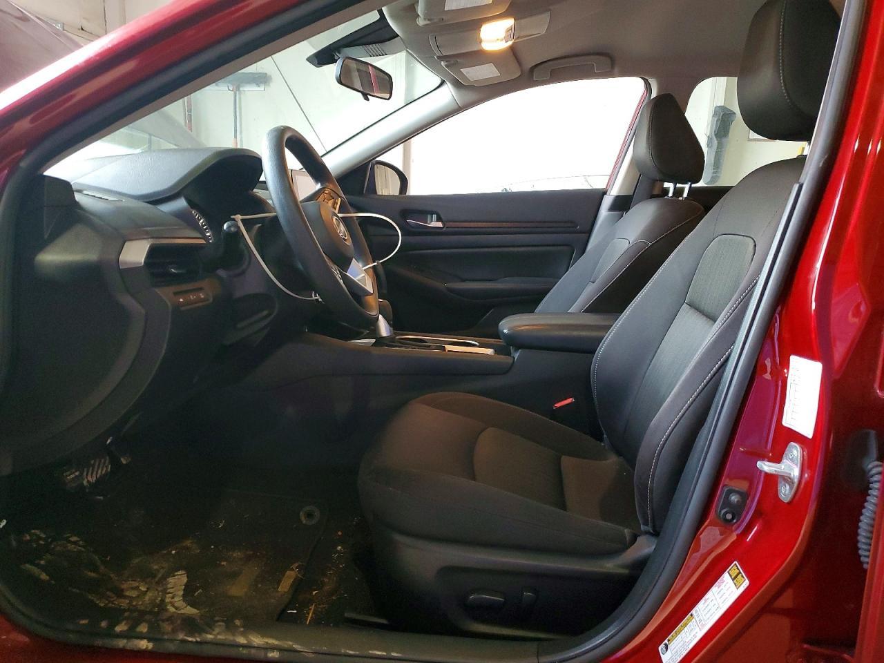 2024 Nissan Altima 2.5 Sv - Image 7