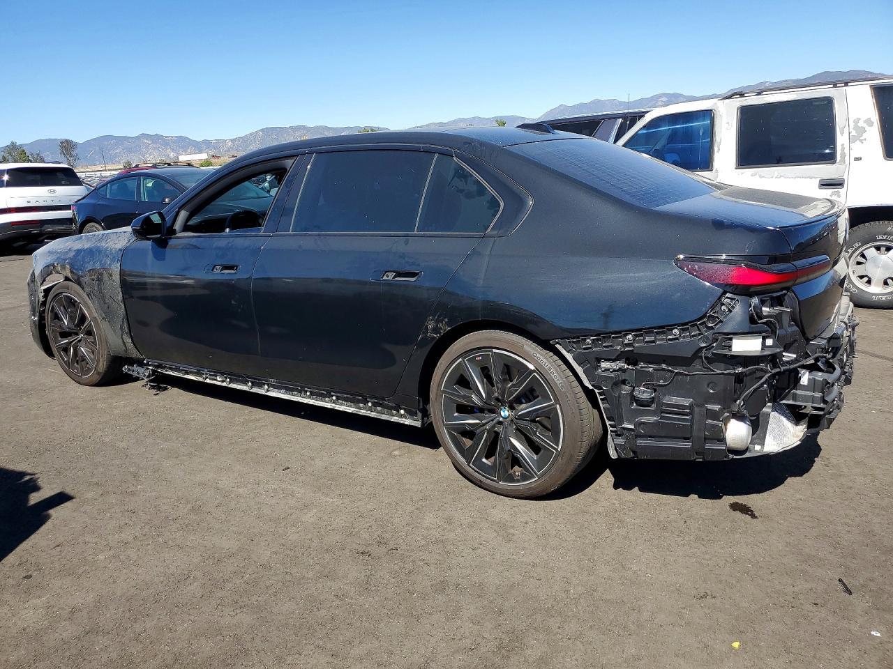 2024 BMW 740 I - Фото 2