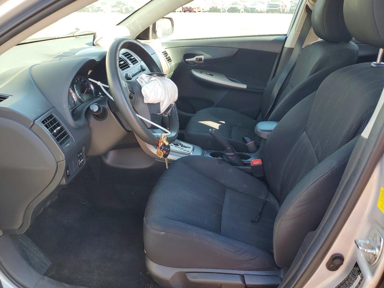 2011 Toyota Corolla S - Фото 7