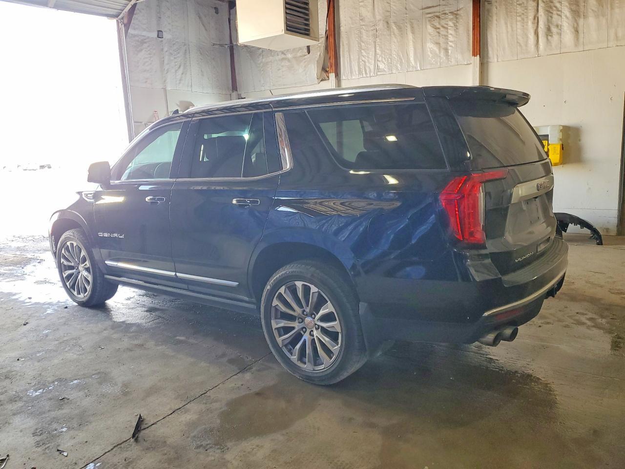 2021 GMC Yukon Denali - Image 2
