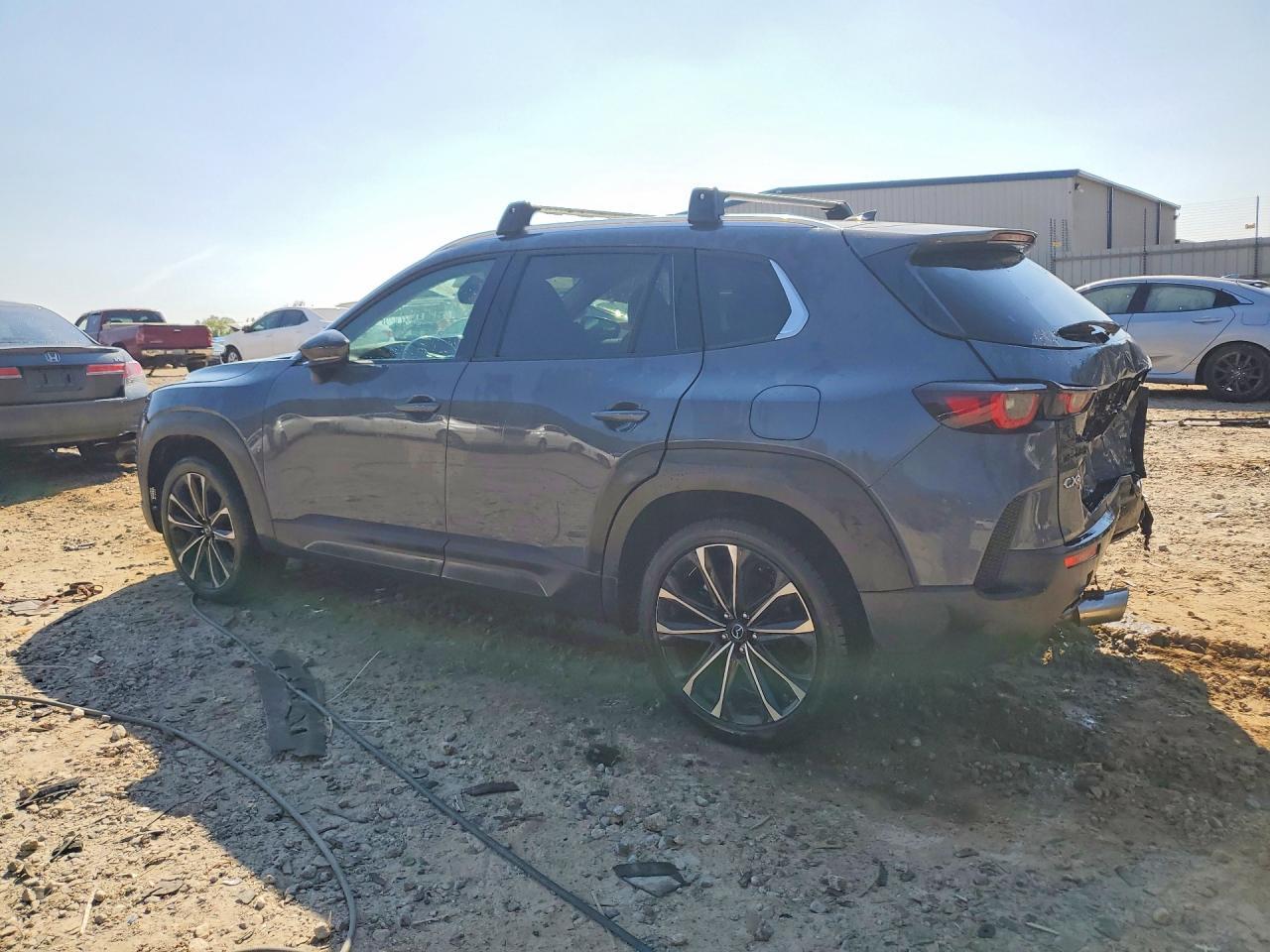 2024 Mazda Cx-50 Premium - Фото 2