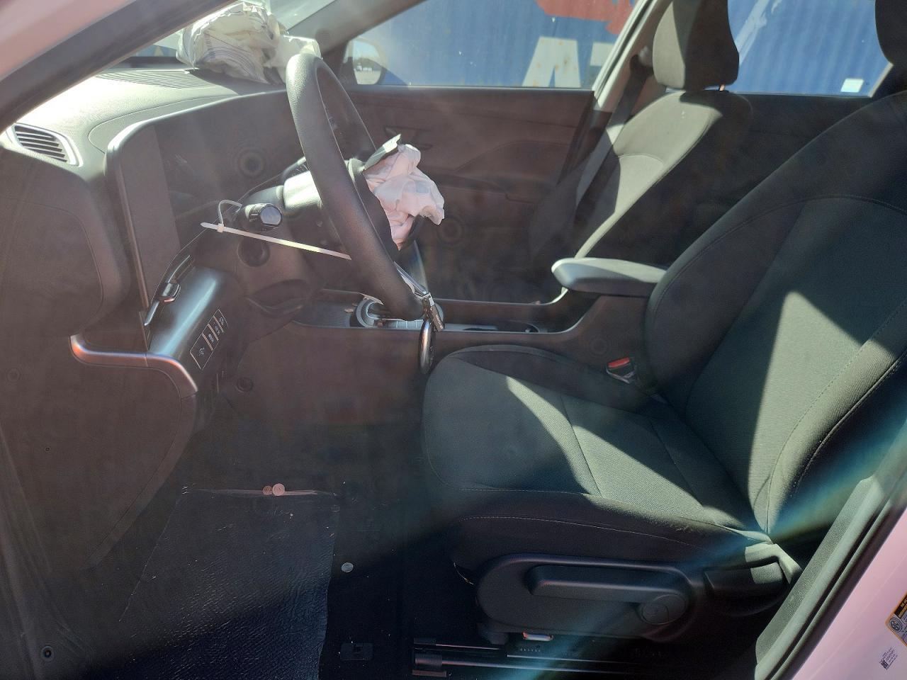 2025 Hyundai Kona Se - Image 7