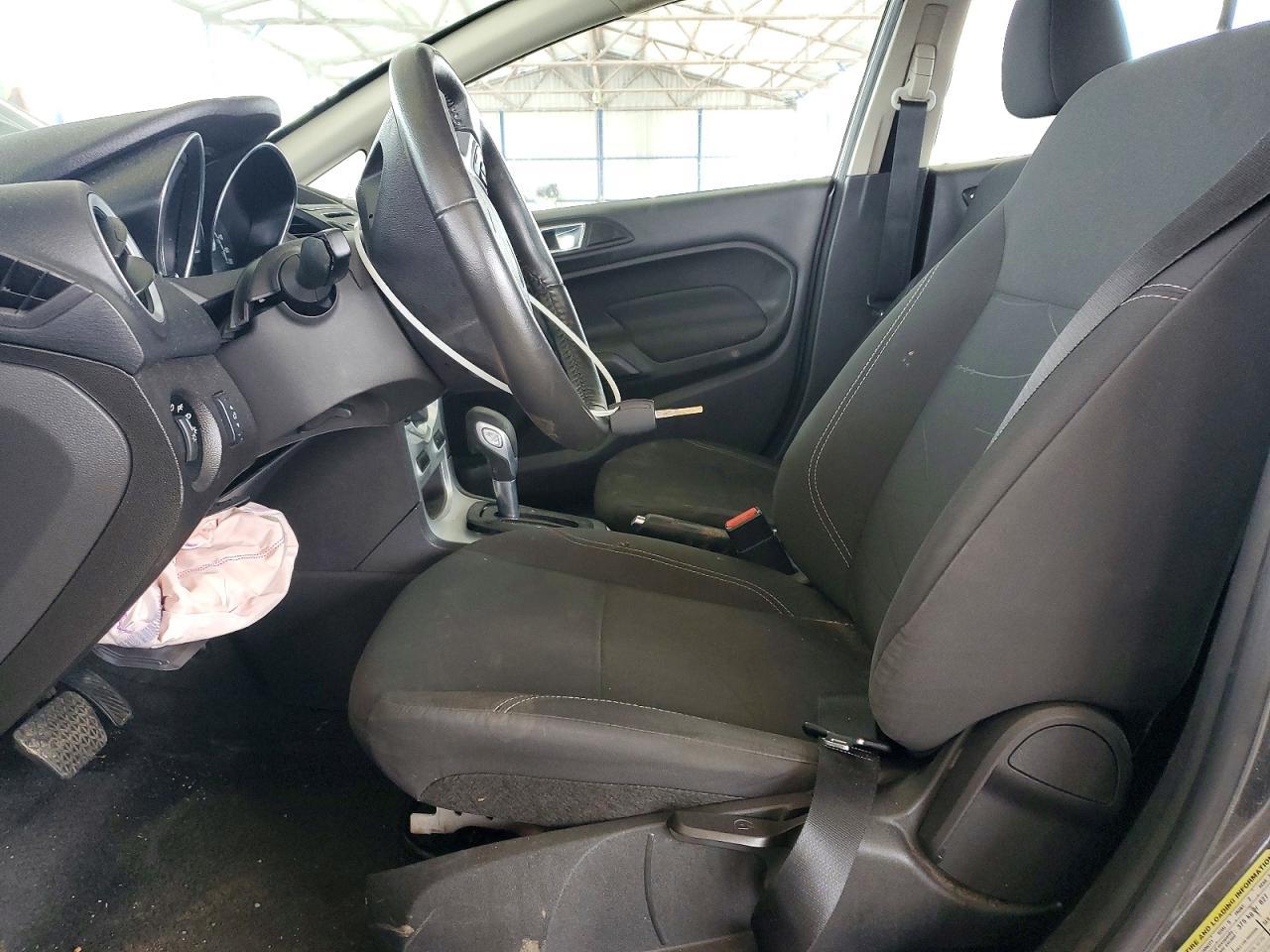 2016 Ford Fiesta Se - Image 7
