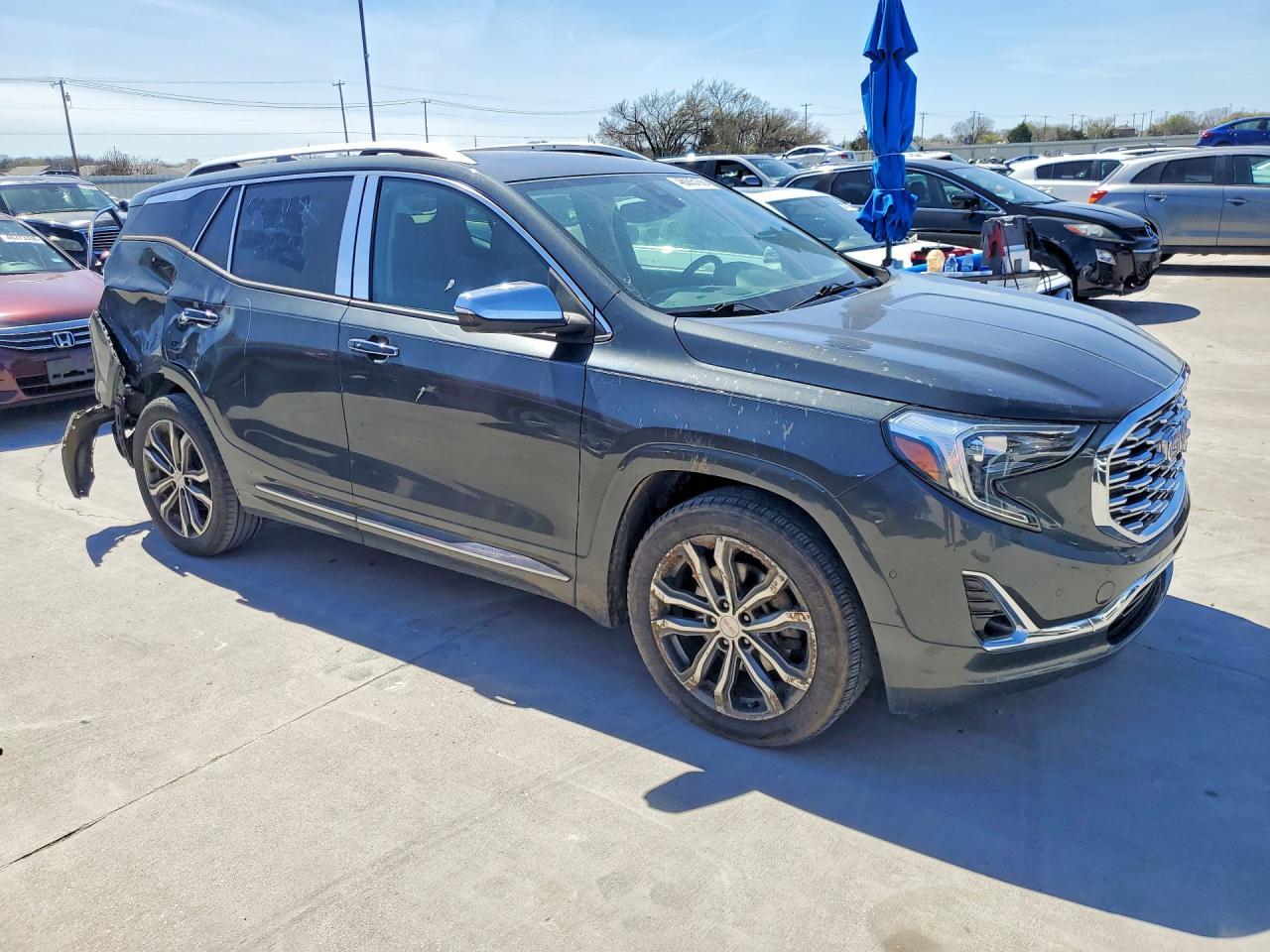 2018 GMC Terrain Denali - Image 4