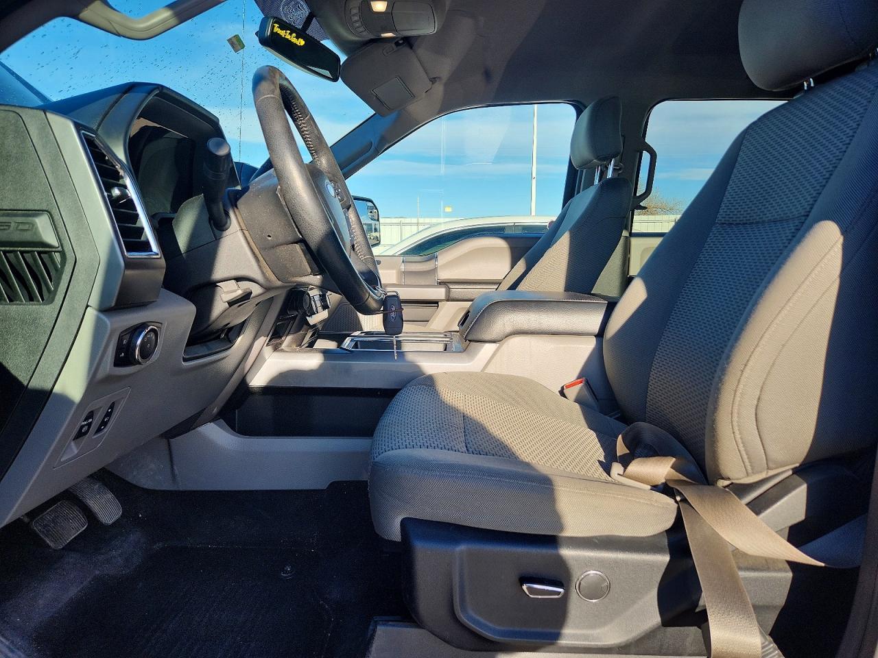 2016 Ford F150 Supercrew - Image 7