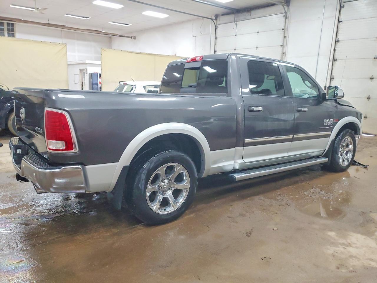 2015 Ram 1500 Laramie - Image 3