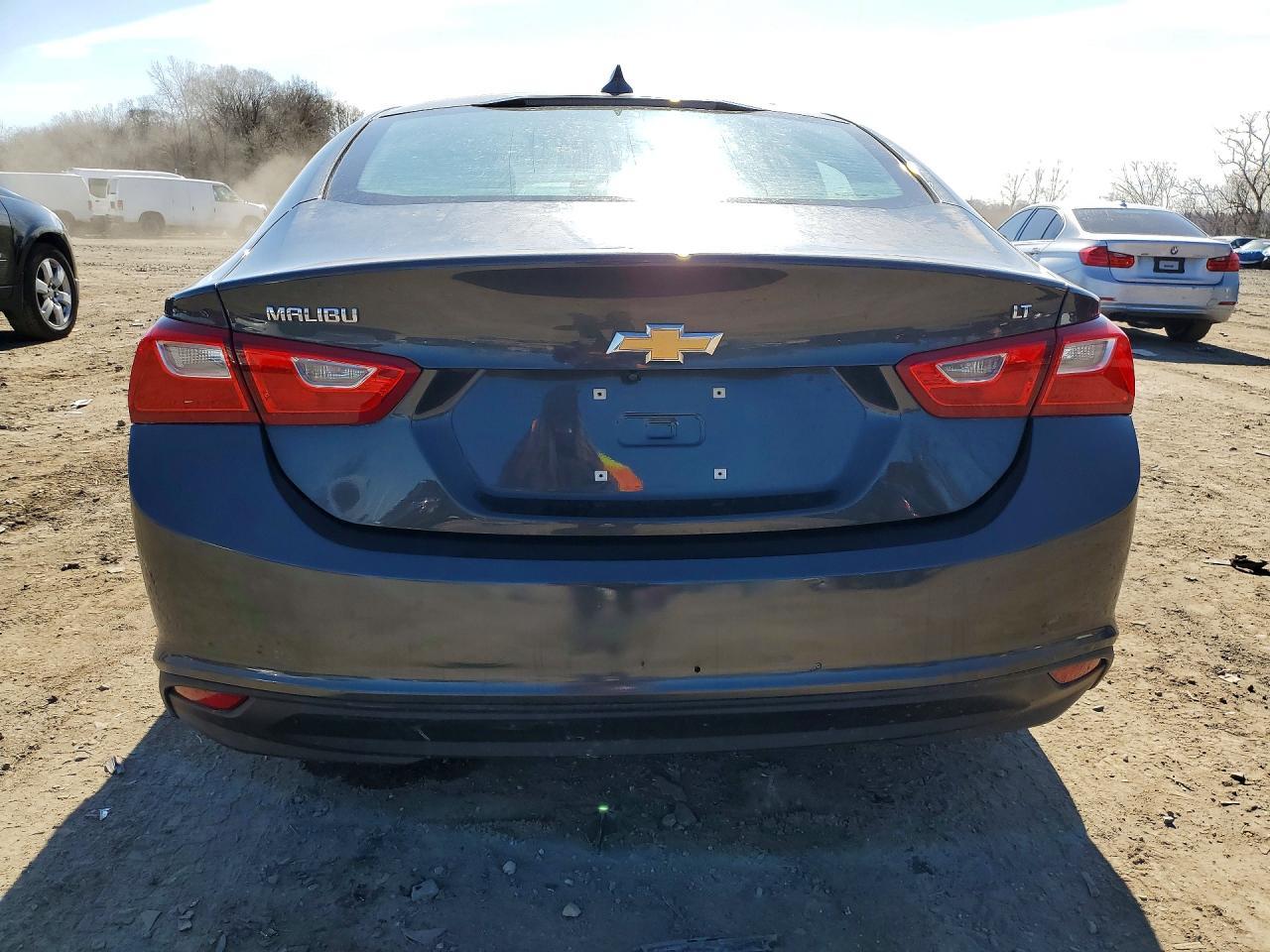 2017 Chevrolet Malibu Lt - Фото 6