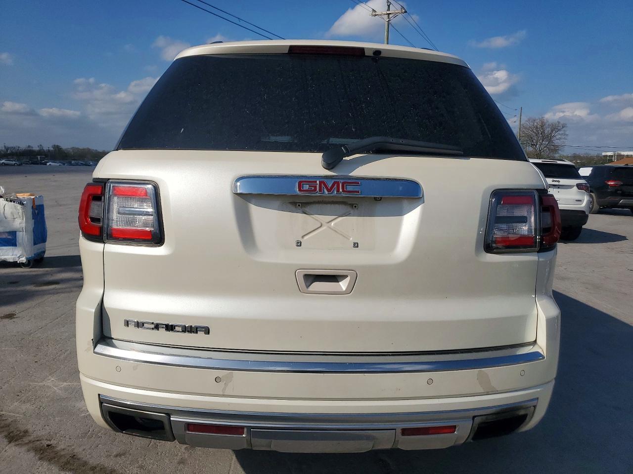2013 GMC Acadia Denali - Image 6