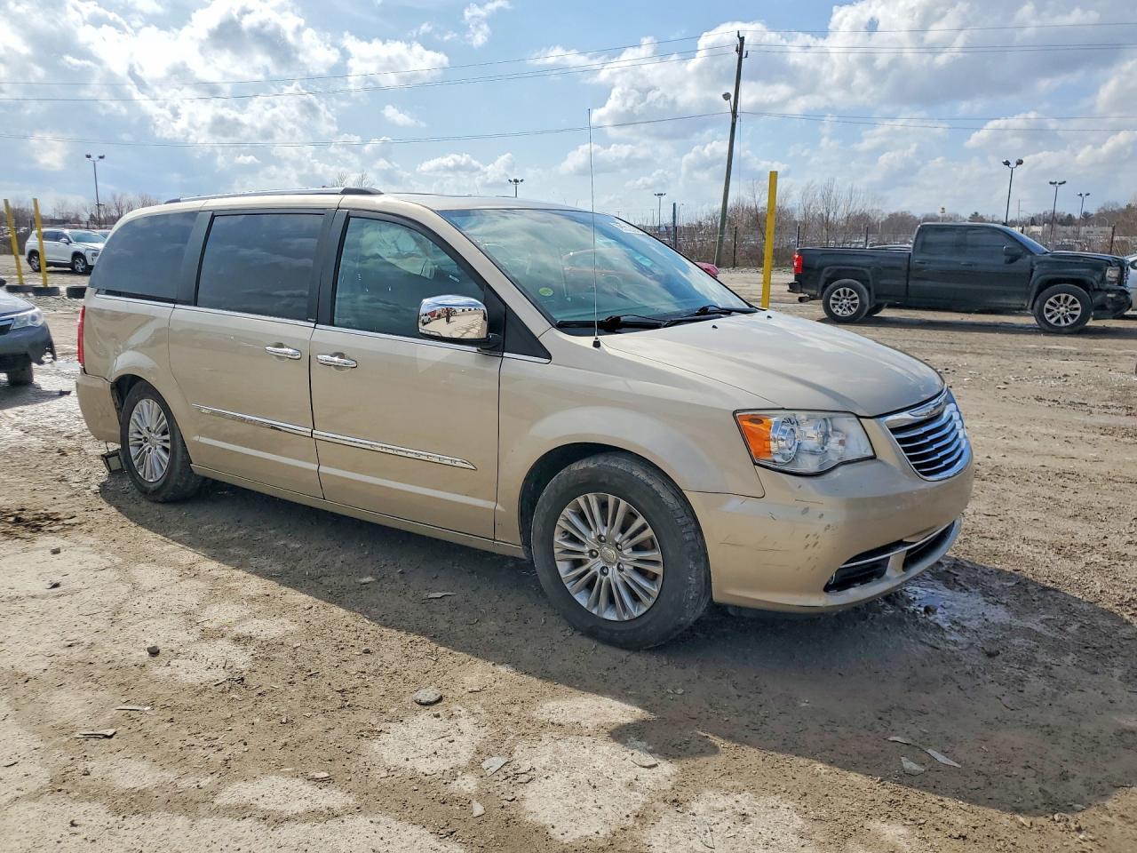 2014 Chrysler Town & Country Limited - Фото 4