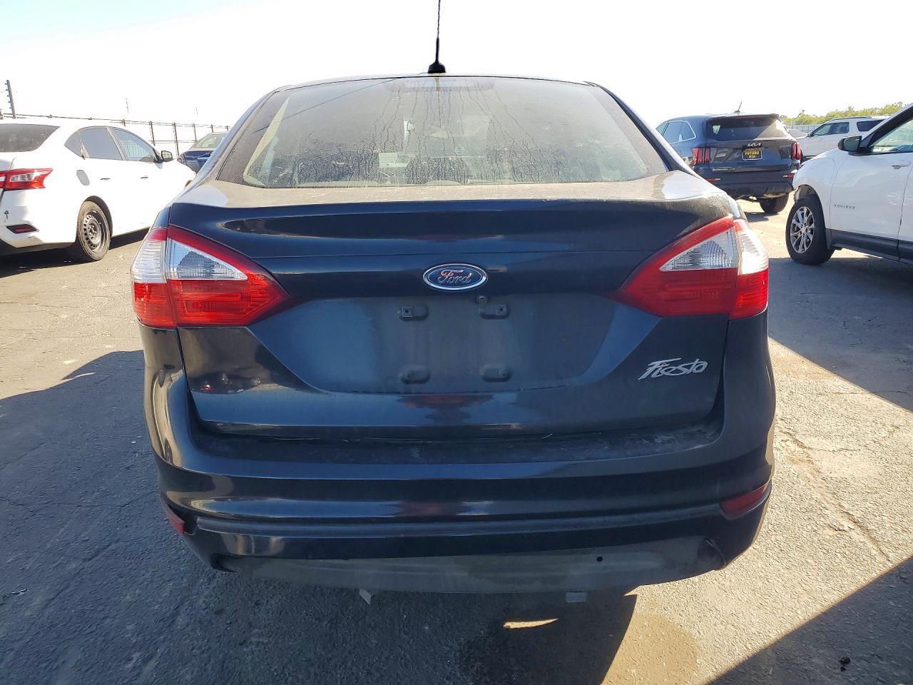 2019 Ford Fiesta S - Фото 6