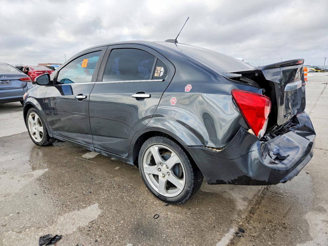 2015 Chevrolet Sonic Ltz - Фото 2