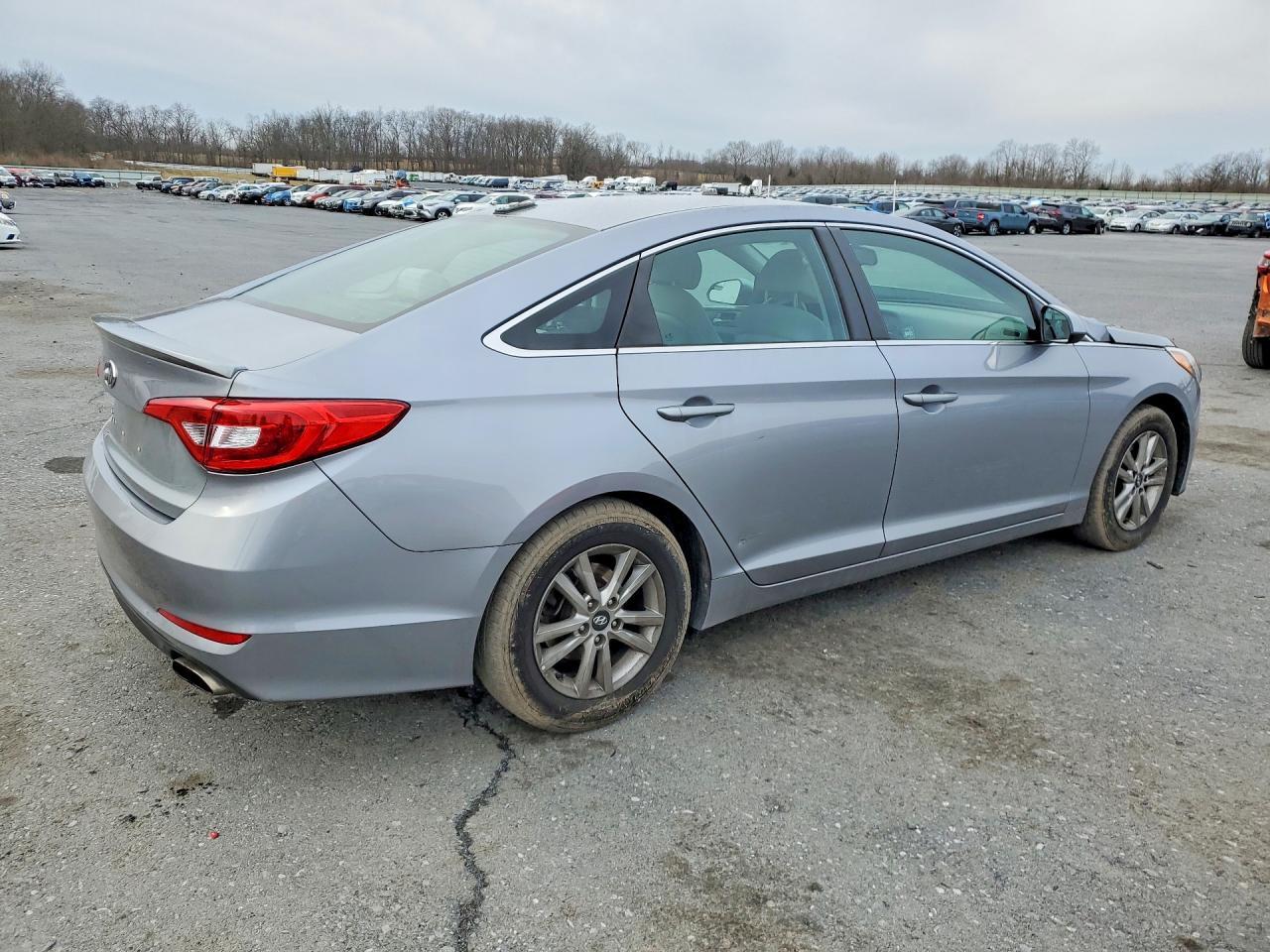 2016 Hyundai Sonata Se - Фото 3
