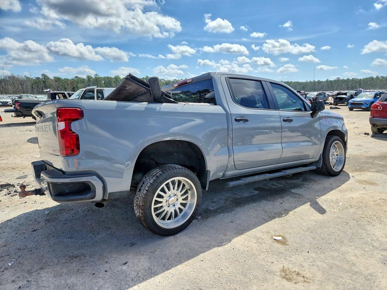 2024 Chevrolet Silverado C1500 Custom - Image 3