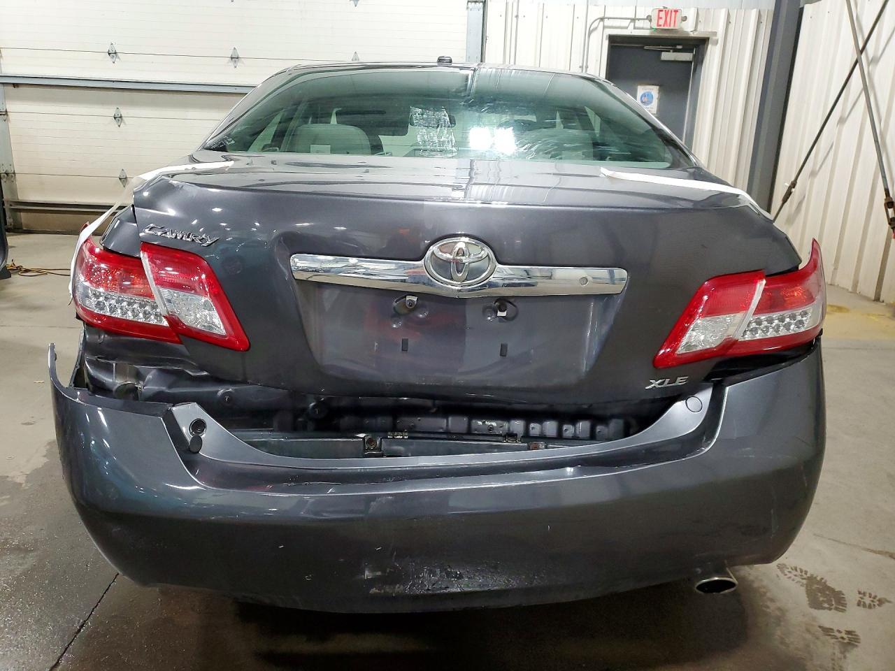 2011 Toyota Camry Xle - Фото 6