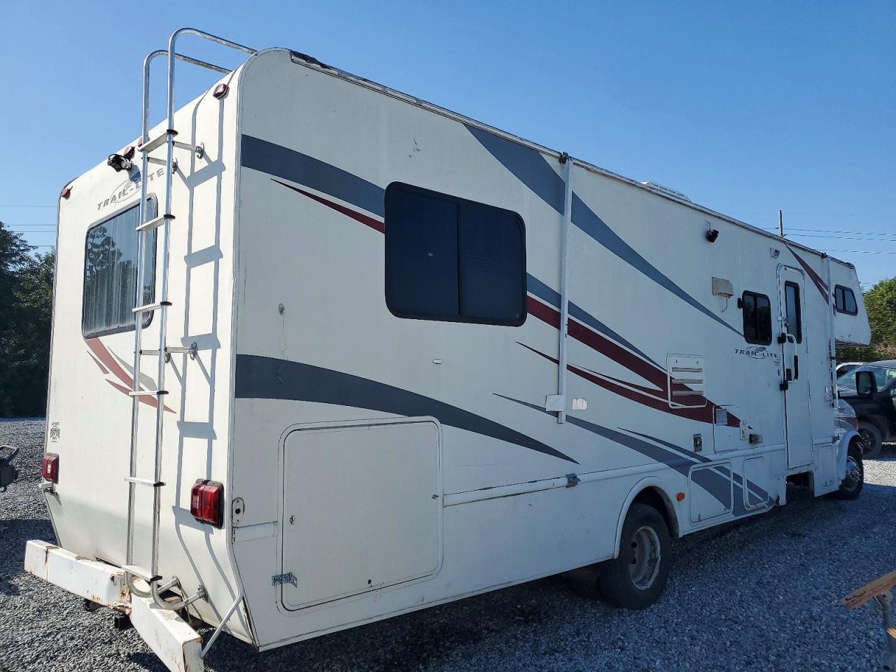 2006 Ford Econoline E450 Super Duty Cutaway Van - Фото 4