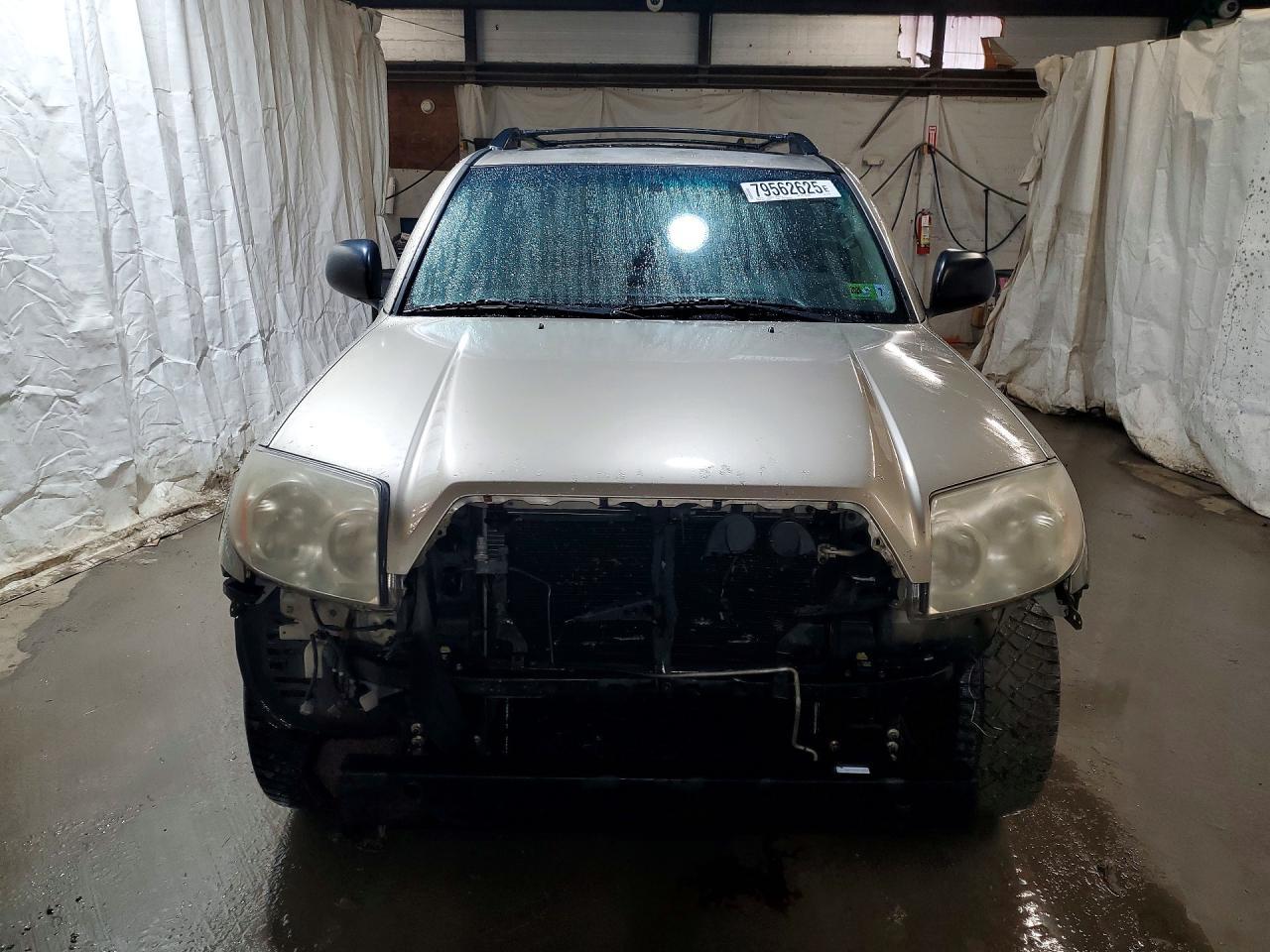 2004 Toyota 4Runner Sr5 - Image 5