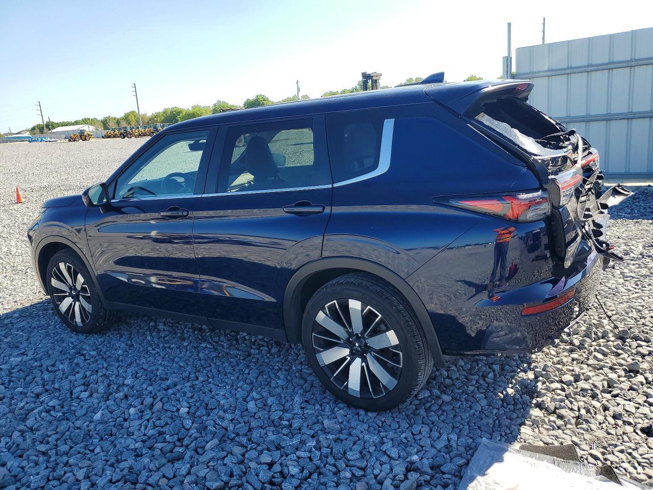 2025 Mitsubishi Outlander Se - Фото 2