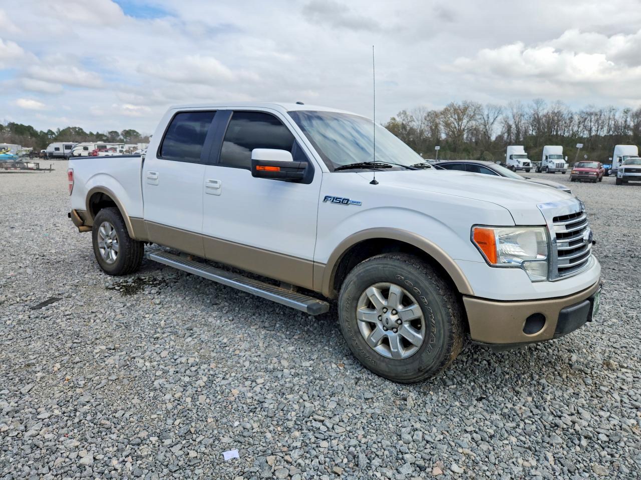 2013 Ford F150 Supercrew - Image 4