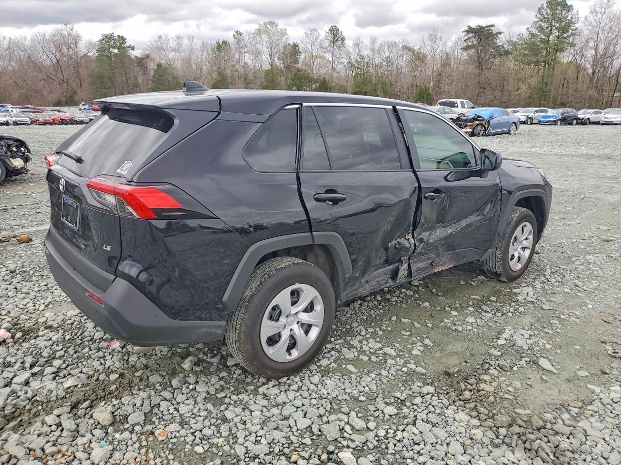 2025 Toyota Rav4 Le - Фото 3