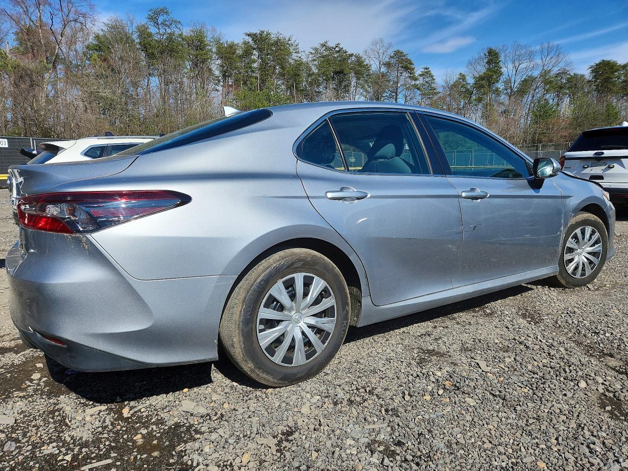 2022 Toyota Camry Hybrid - Image 3