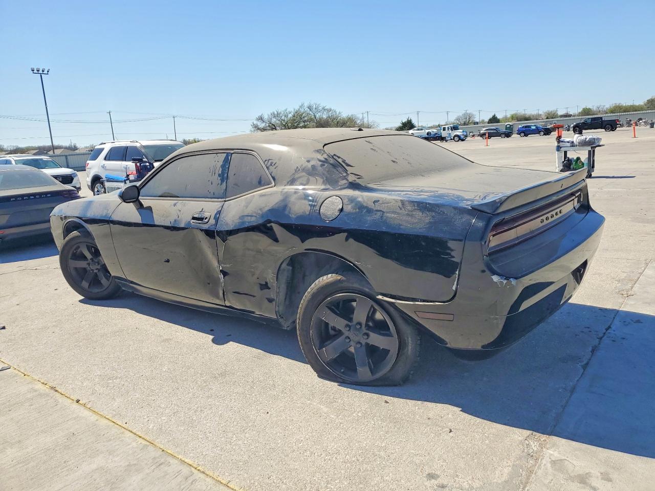 2009 Dodge Challenger - Image 2