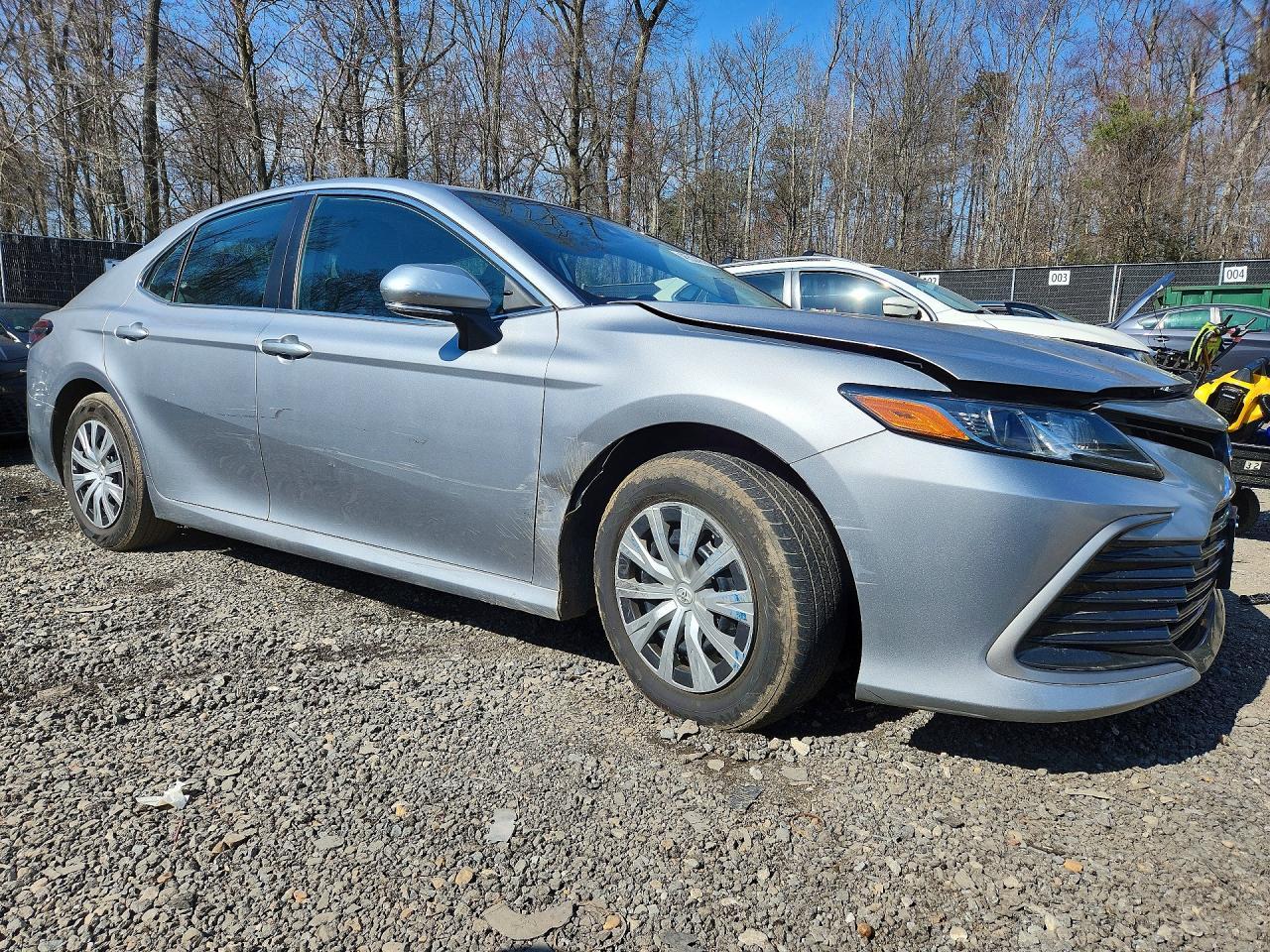 2022 Toyota Camry Hybrid - Image 4