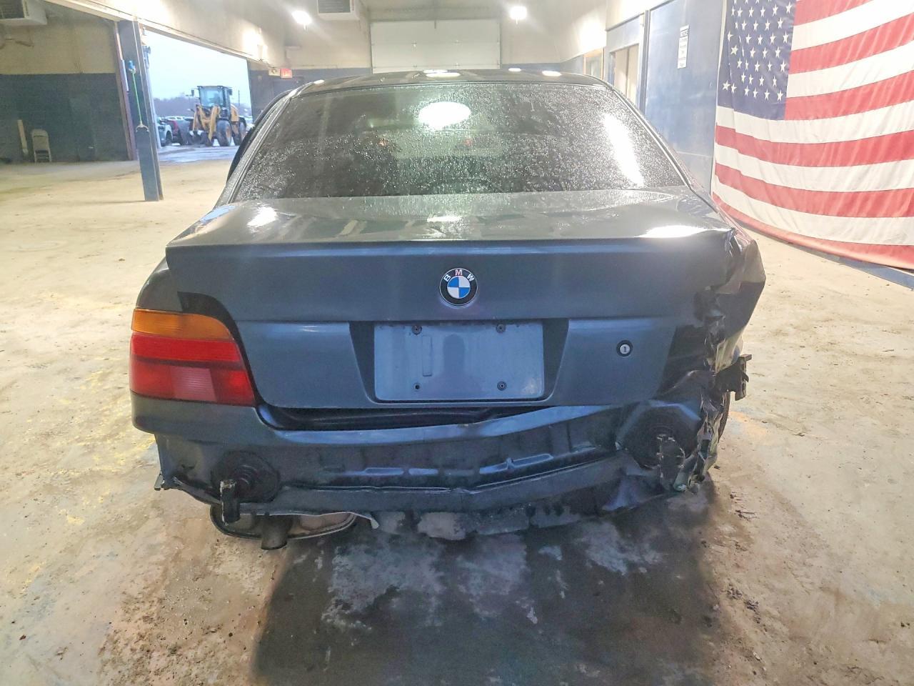 2000 BMW 528 I - Image 6