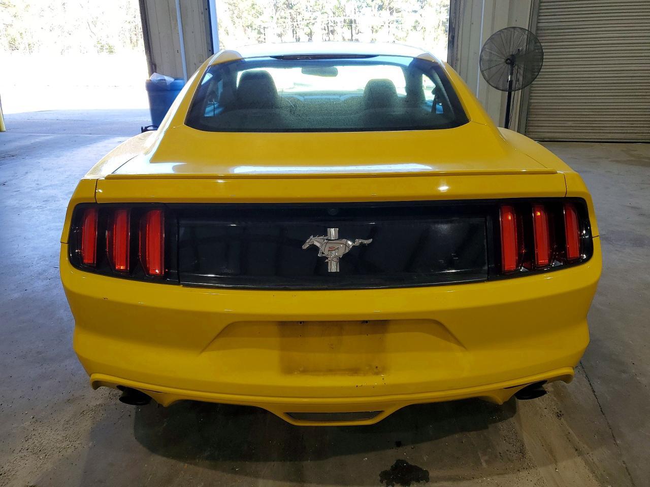 2015 Ford Mustang - Image 6