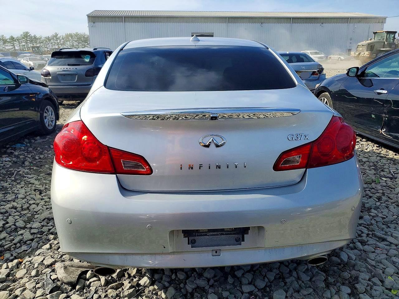2011 Infiniti G37 Sedan X - Image 6
